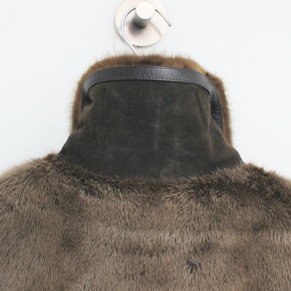 Yves Salomon *Reversible* Sheared Mink/Suede Coat, size 38. *Worn twice* - Picture 5 of 16